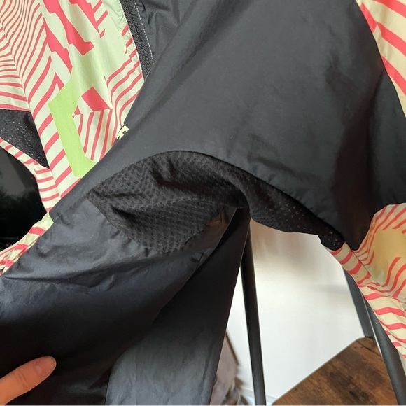 Adidas Men's Terrex Trail Wind Jacket - Size Small, New Without Tags - Picture 5 of 8